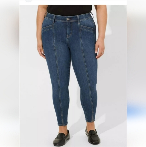 🍁🍂NWOT TORRID 20r Bombshell Skinny Premium Stretch High-Rise Jean - Picture 3 of 6